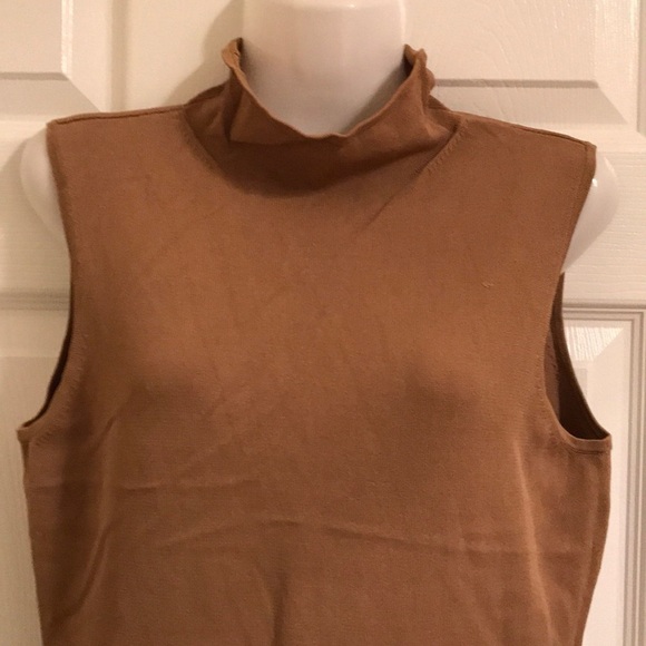 Non sleeve top Size M I.N.C - Picture 2 of 7